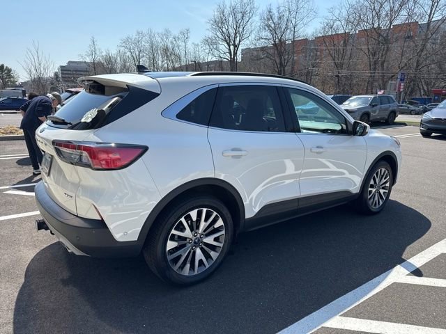 Used 2021 Ford Escape Titanium w/ Class II Trailer Tow Package image 14