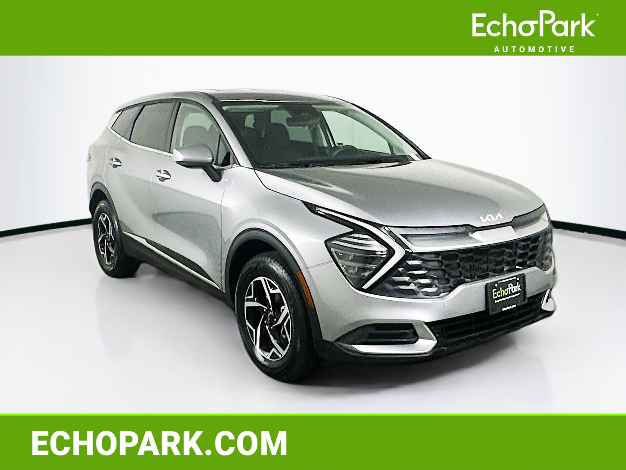 Used 2025 Kia Sportage LX image 1