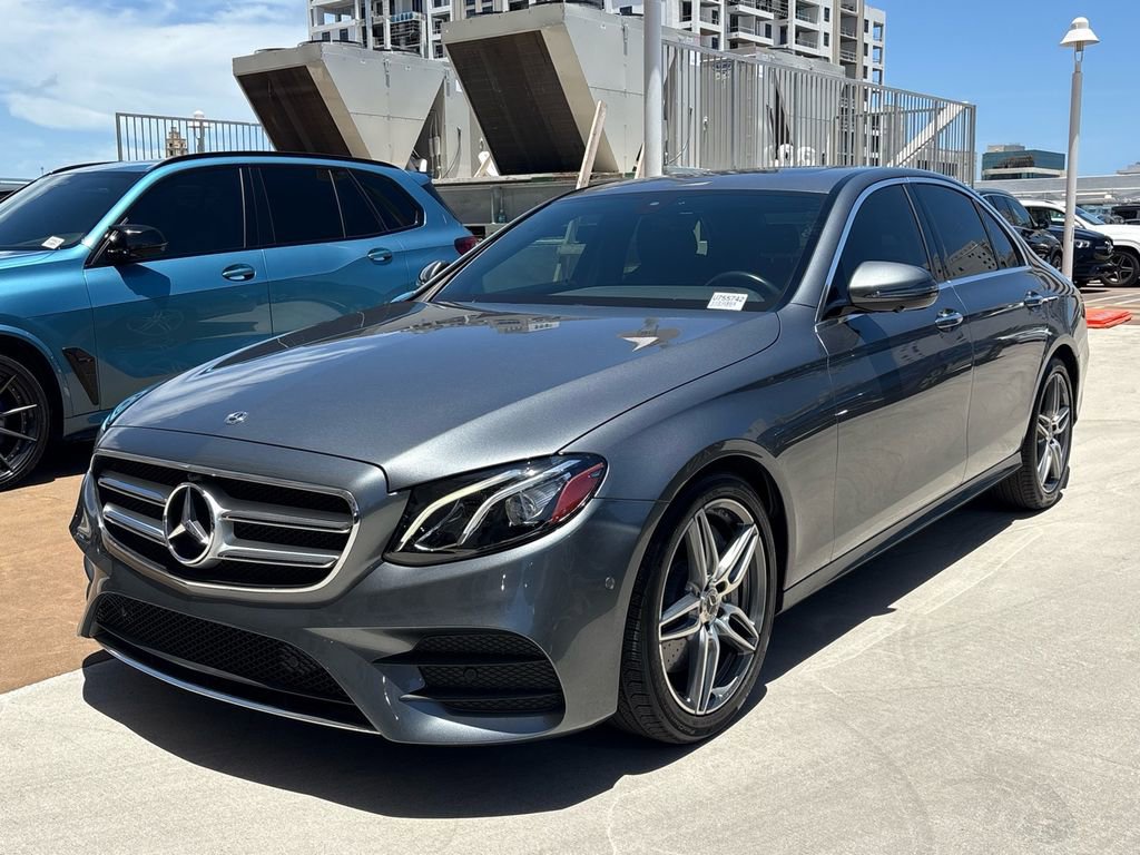 Used 2020 Mercedes-Benz E 350 Sedan image 2