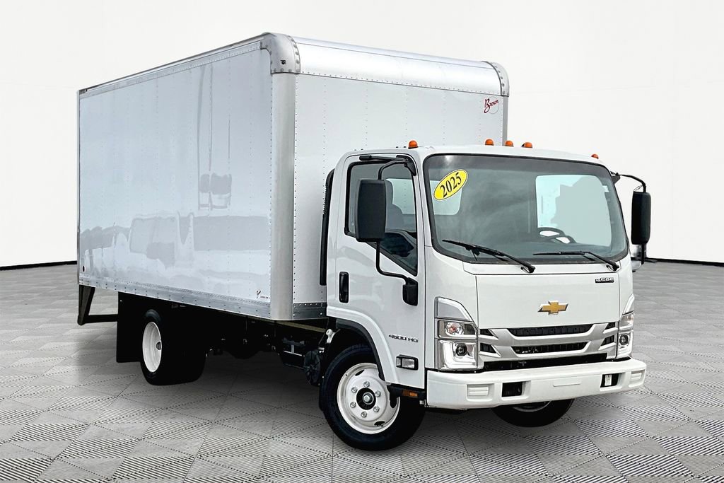 New 2025 Chevrolet Low Cab Forward image 2