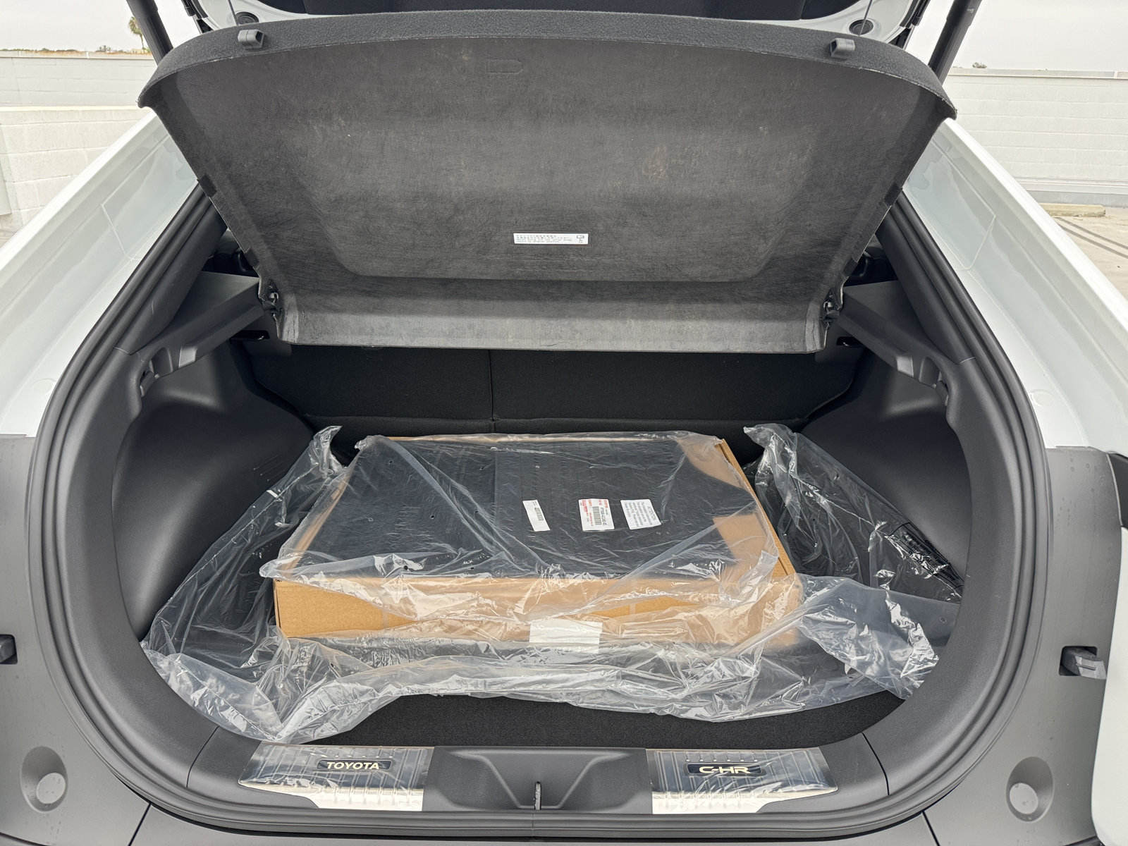 New 2026 Toyota C-HR AWD/4WD image 9