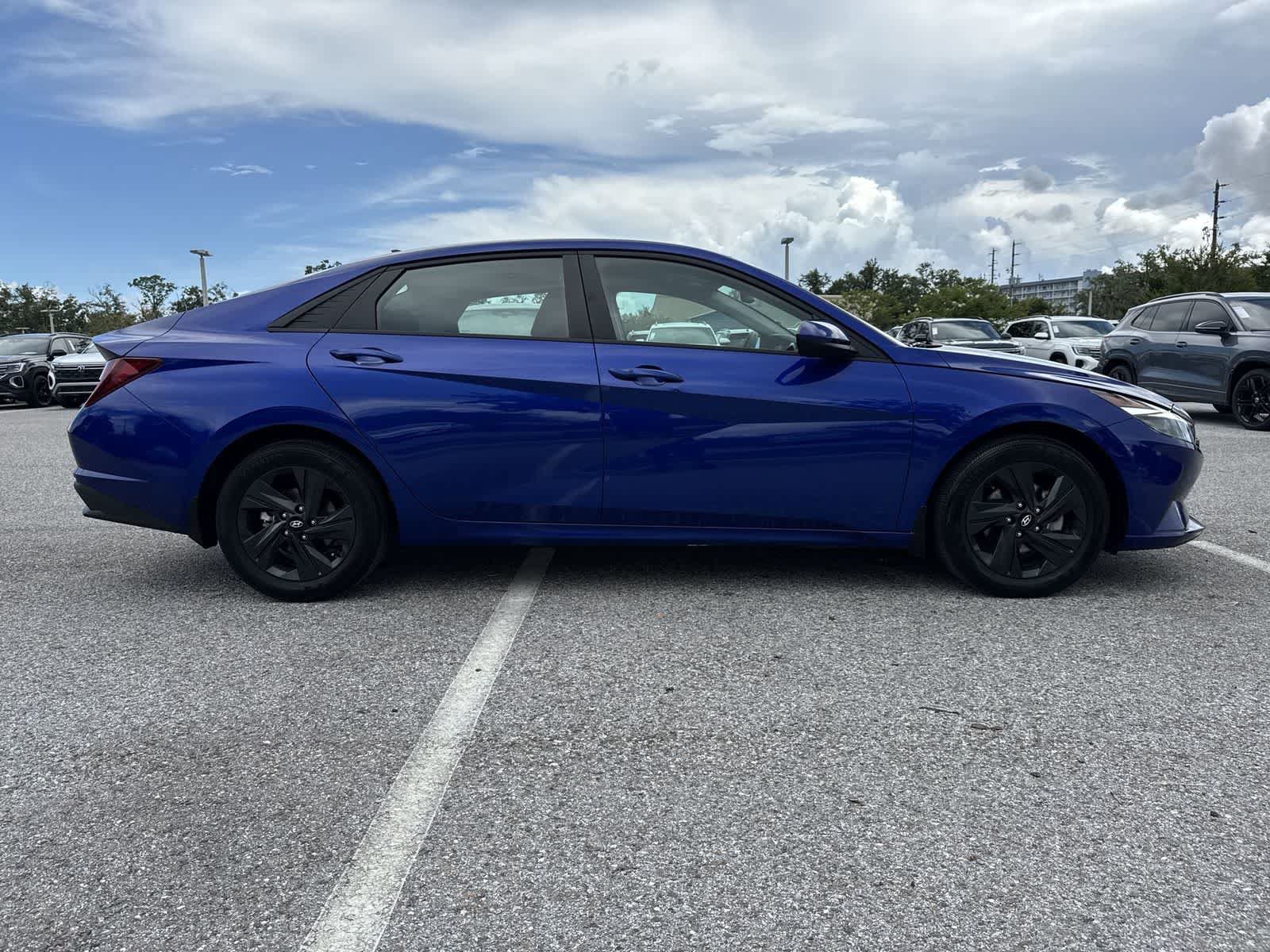 Used 2023 Hyundai Elantra SEL FWD image 15