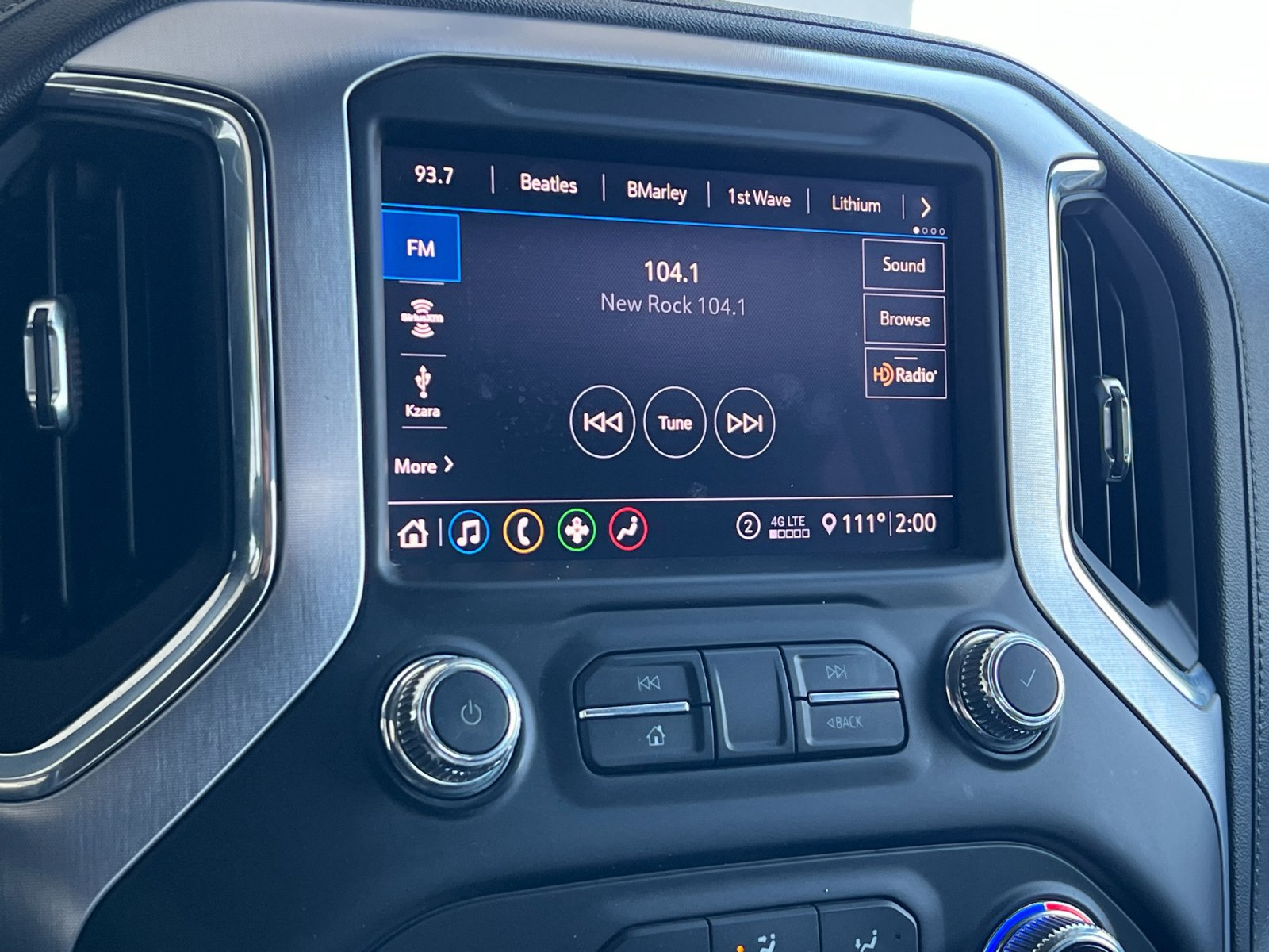 Used 2020 GMC Sierra 1500 SLT AWD/4WD image 17