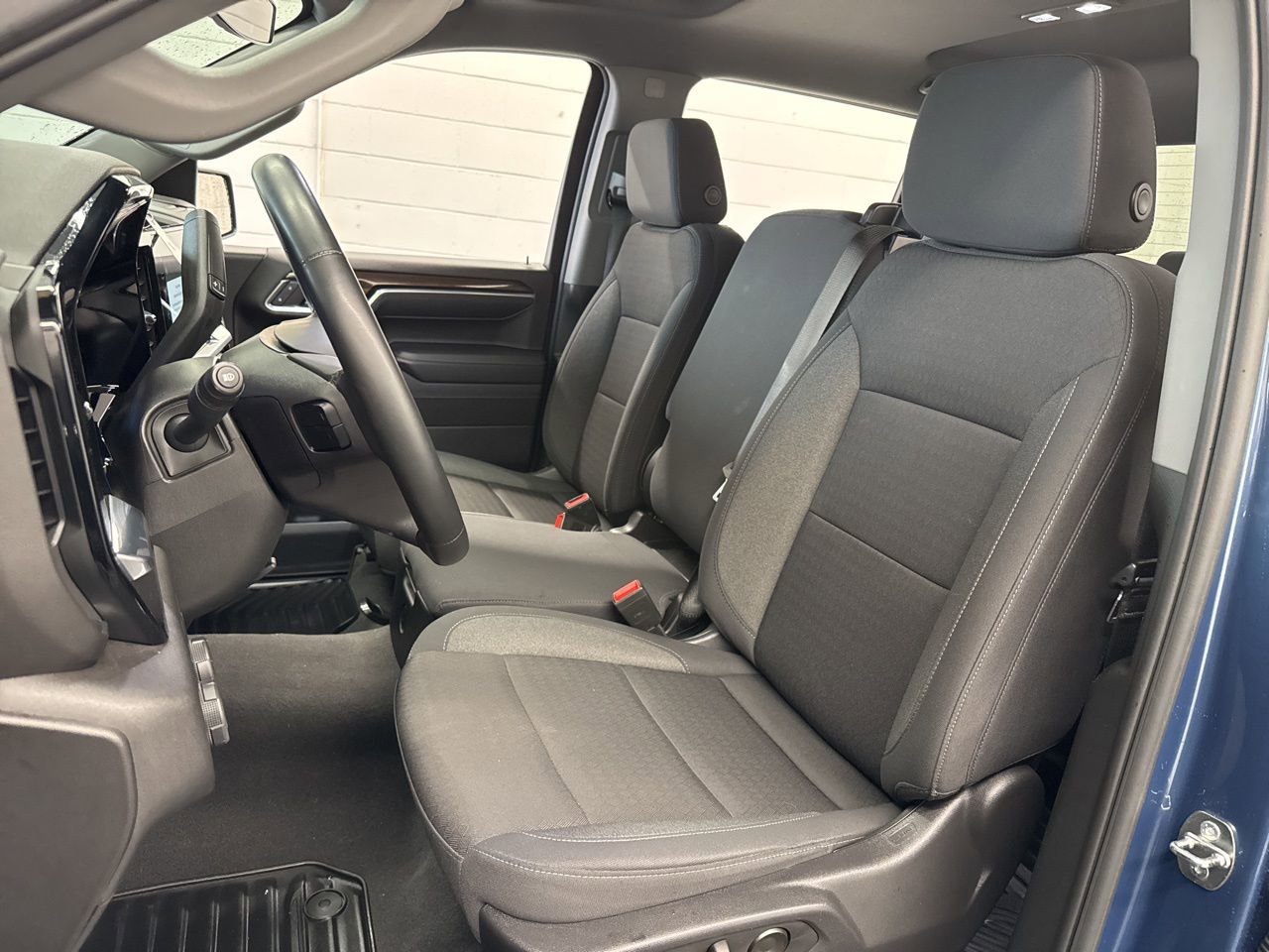 Used 2024 Chevrolet Silverado 1500 LT image 16