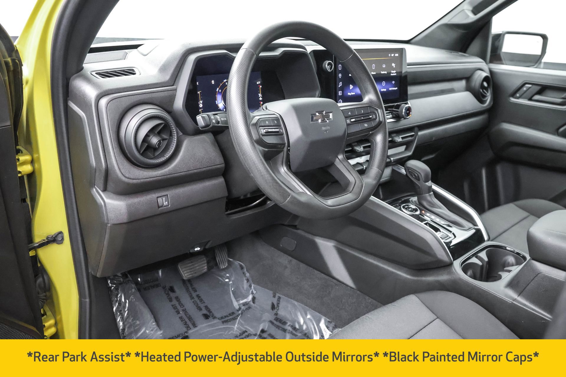 Used 2023 Chevrolet Colorado Trail Boss AWD/4WD image 5