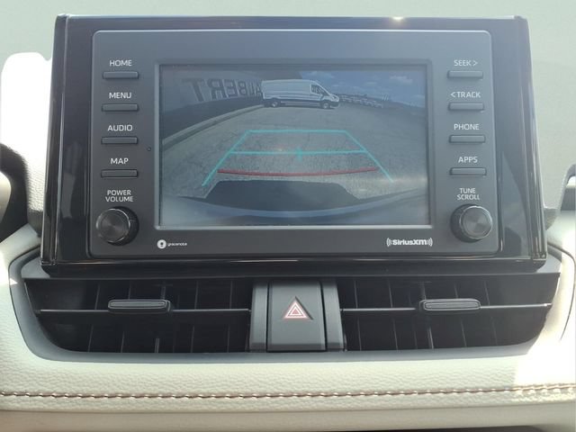 Used 2021 Toyota RAV4 XLE AWD/4WD image 19