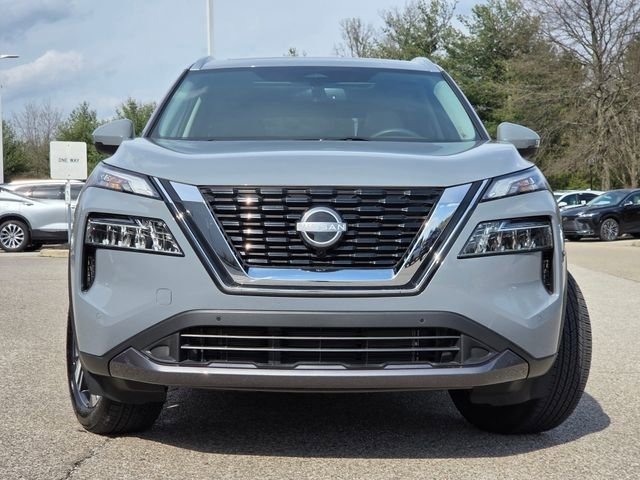 Used 2023 Nissan Rogue SL w/ SL Premium Package image 3