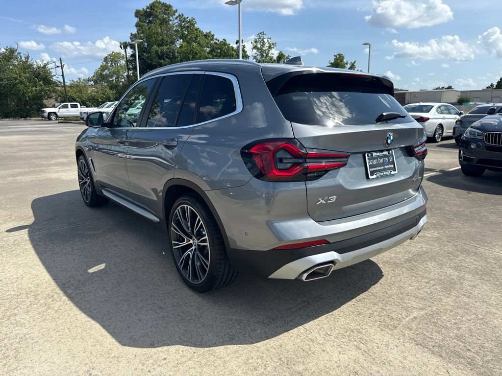 Certified 2024 BMW X3 sDrive30i w/ Premium Package RWD image 3