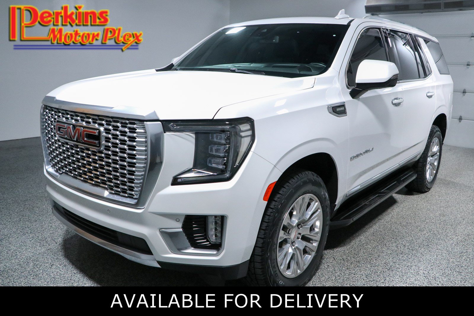Used 2023 GMC Yukon Denali AWD/4WD image 1