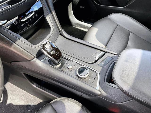 Used 2021 Cadillac XT5 Premium Luxury AWD/4WD image 15