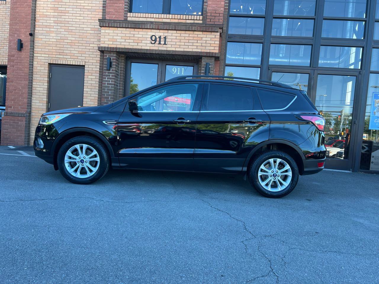 Used 2018 Ford Escape SEL AWD/4WD image 4
