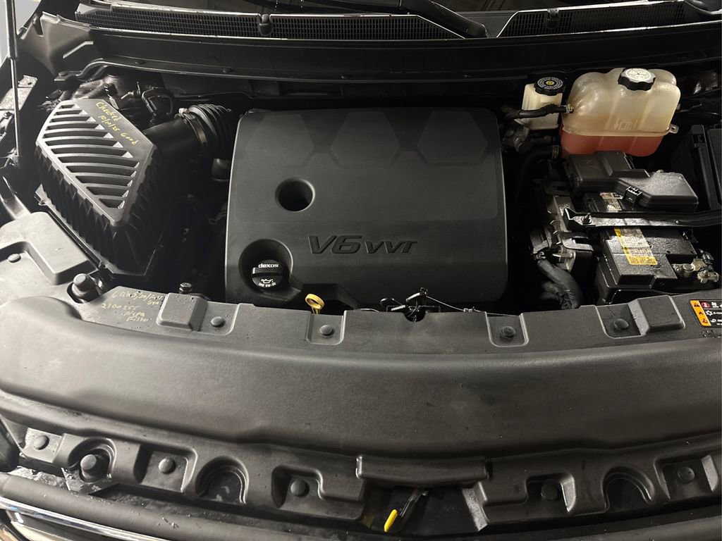 Used 2019 Buick Enclave Essence w/ LPO, Cargo Package image 13