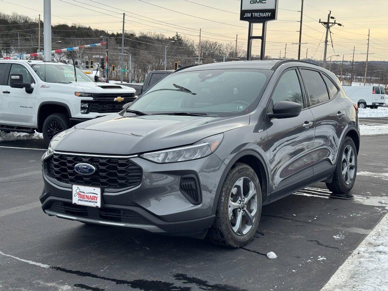 Used 2025 Ford Escape ST-Line image 8