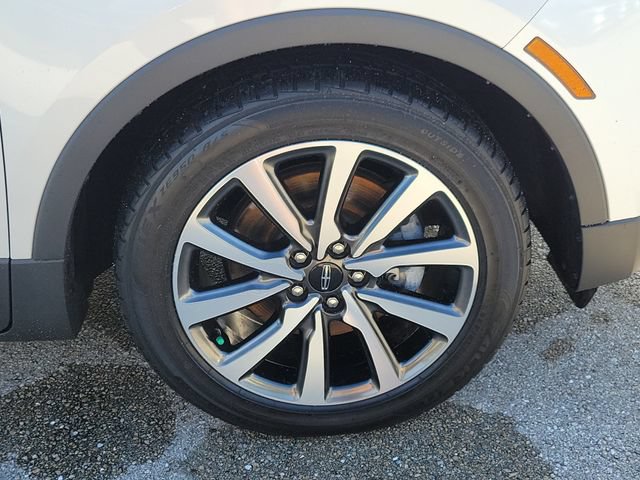 Certified 2019 Lincoln MKC Reserve w/ MKC Climate Package FWD image 12