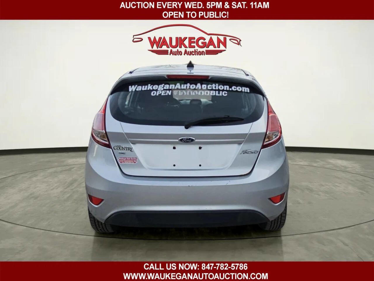 Used 2015 Ford Fiesta SE FWD image 6