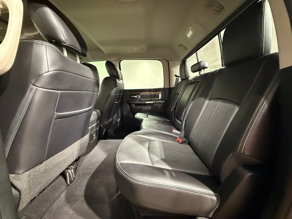 Used 2018 RAM 1500 Laramie w/ Convenience Group AWD/4WD image 17