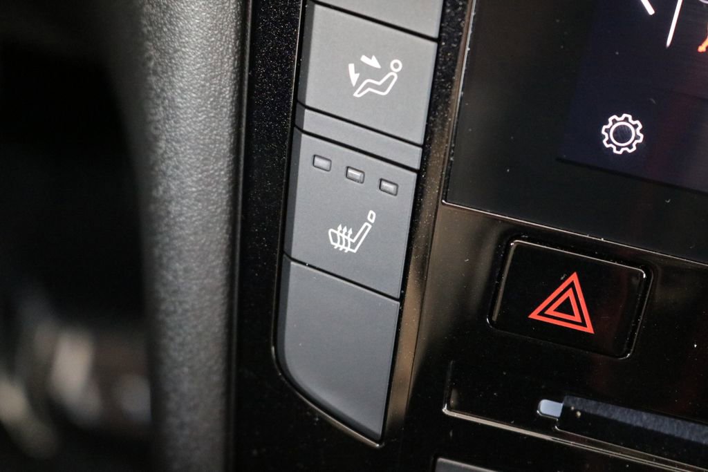 Certified 2025 INFINITI QX50 Luxe image 53