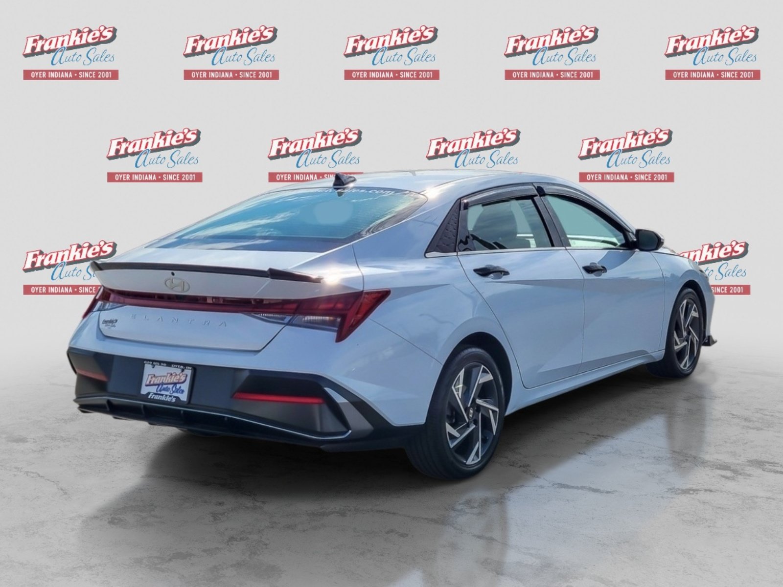 Used 2025 Hyundai Elantra SEL FWD image 5