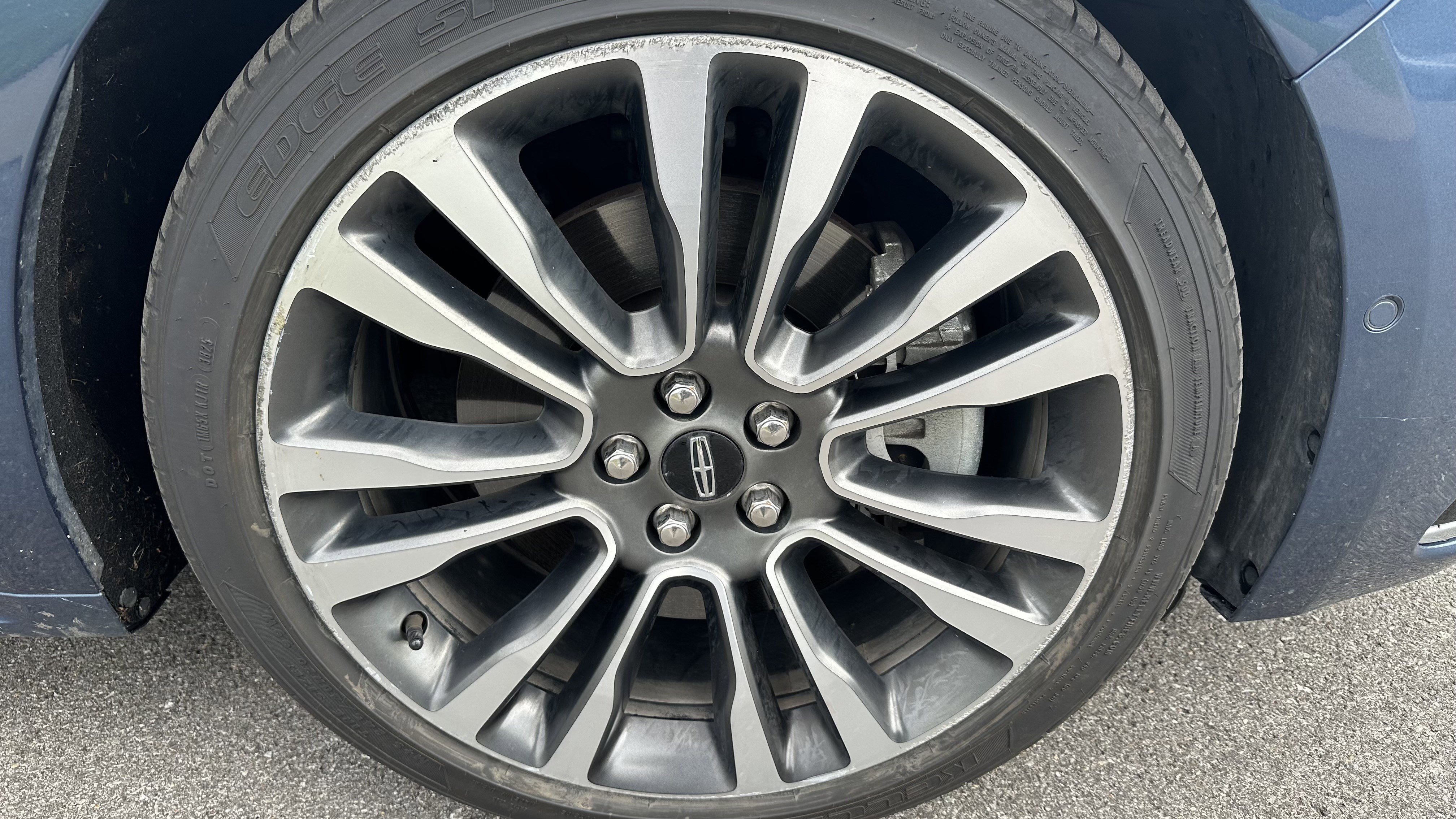 Used 2018 Lincoln Continental Reserve AWD/4WD image 15