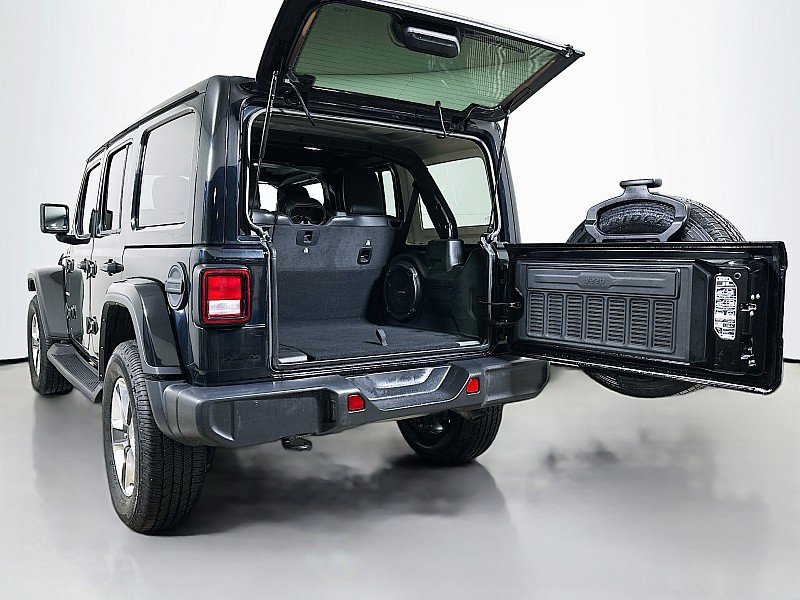 Used 2022 Jeep Wrangler Unlimited Sahara image 26