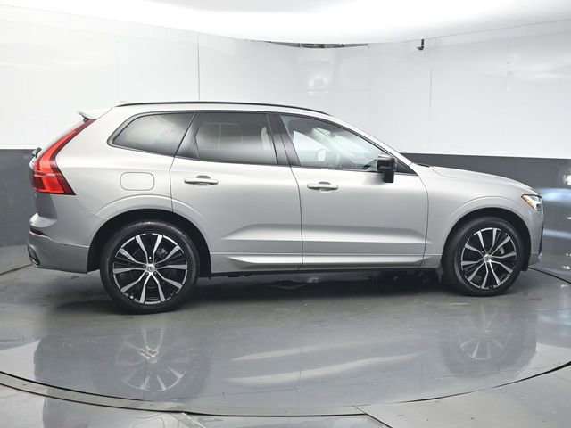 Used 2023 Volvo XC60 B5 Plus w/ Climate Package image 8