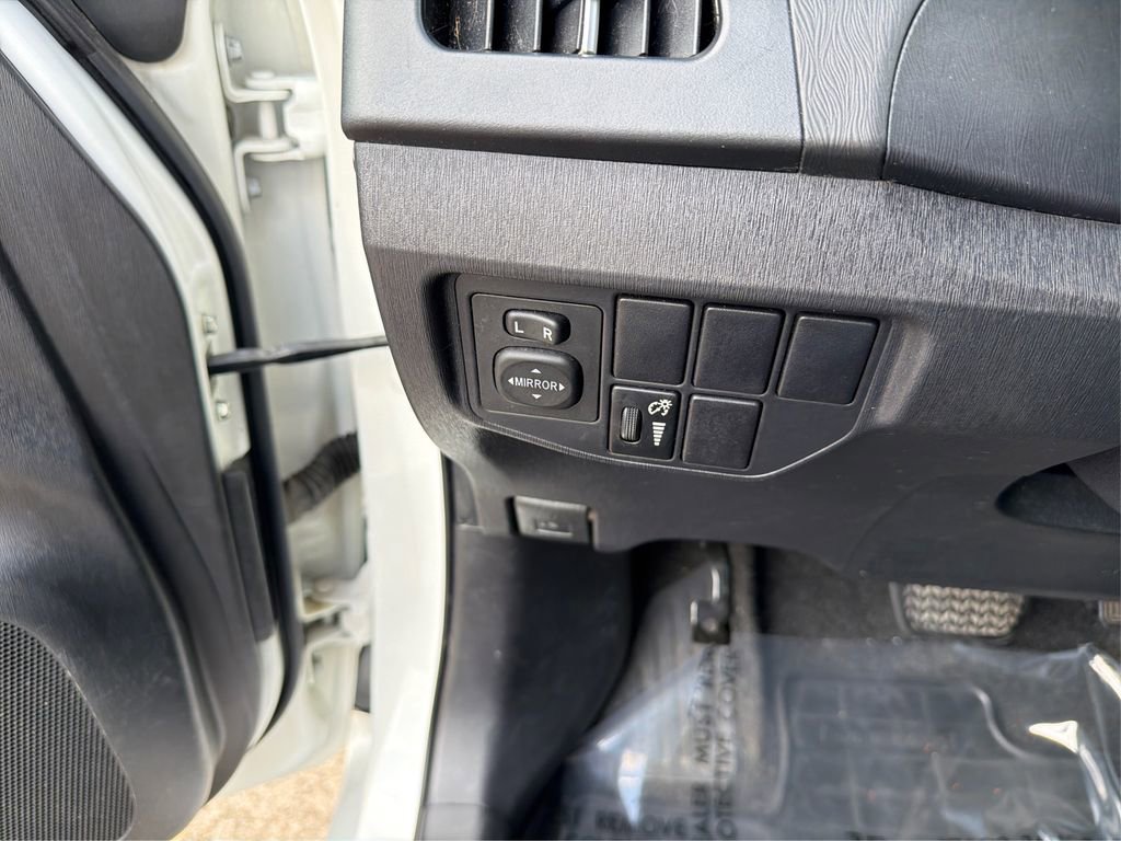 Used 2013 Toyota Prius Persona Series image 18