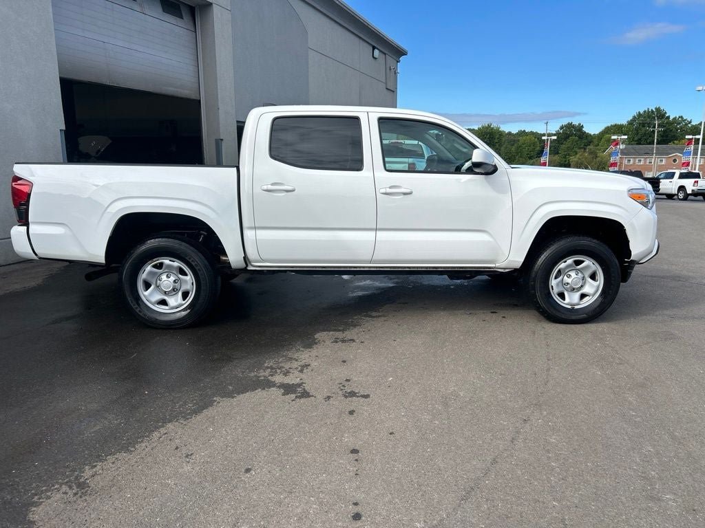 Used 2023 Toyota Tacoma SR AWD/4WD image 7