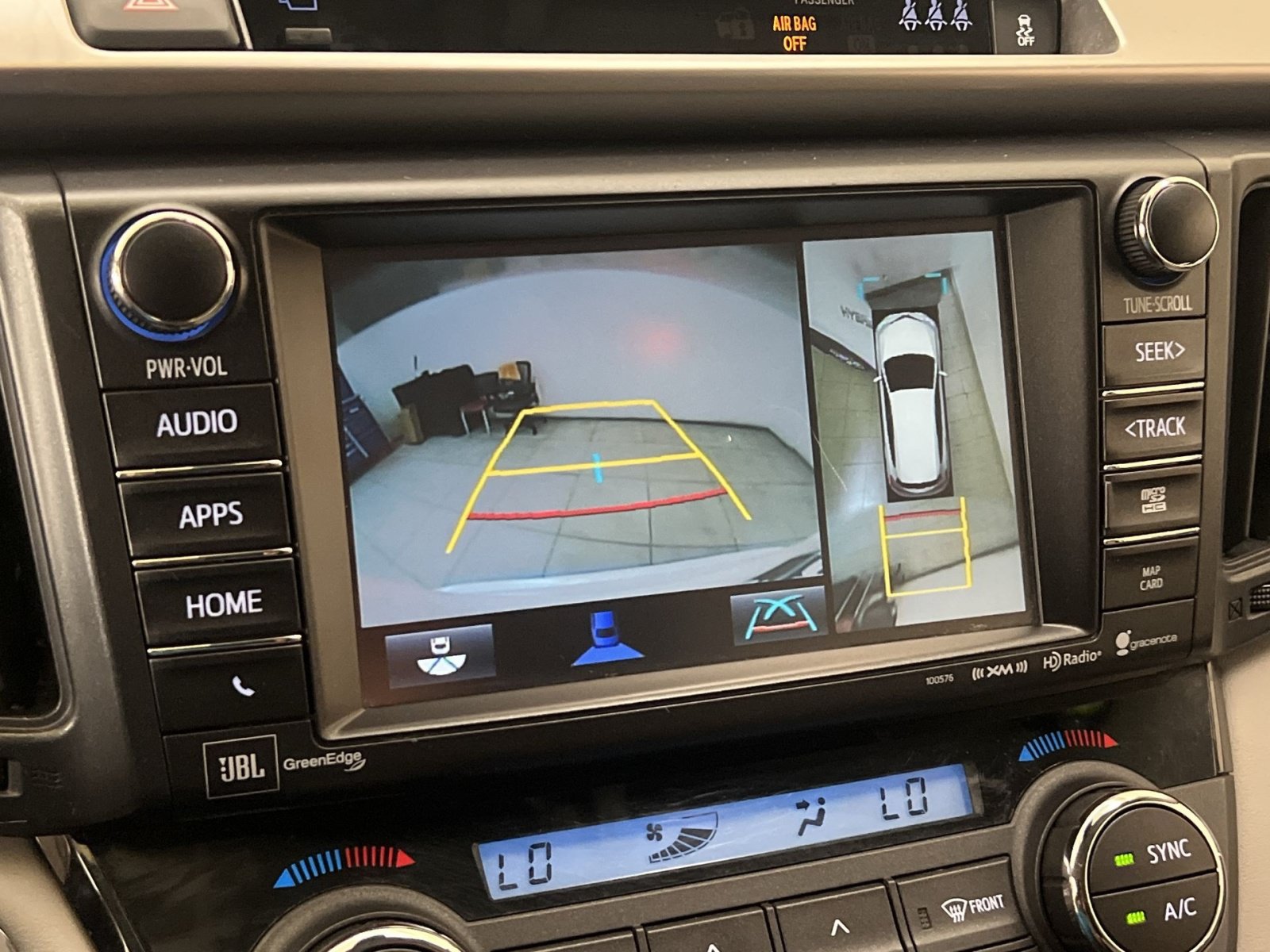 Used 2017 Toyota RAV4 Limited w/ Advanced Technology Package AWD/4WD image 18