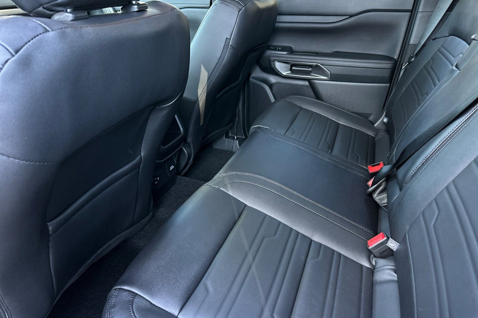 New 2025 Ford Ranger Lariat w/ FX4 Off-Road Package image 11