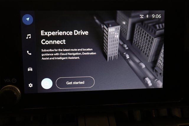 Used 2025 Toyota RAV4 XLE image 22