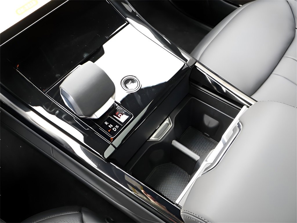 New 2025 Land Rover Range Rover Sport Dynamic SE image 31