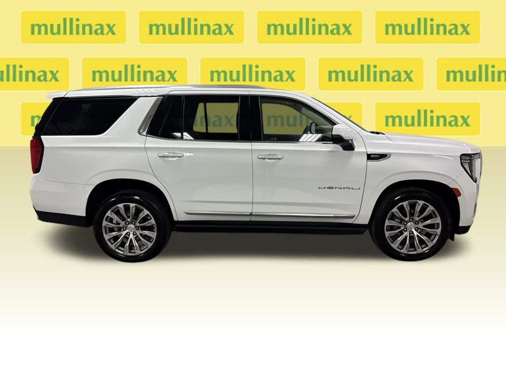 Used 2021 GMC Yukon Denali w/ Denali Premium Package image 23