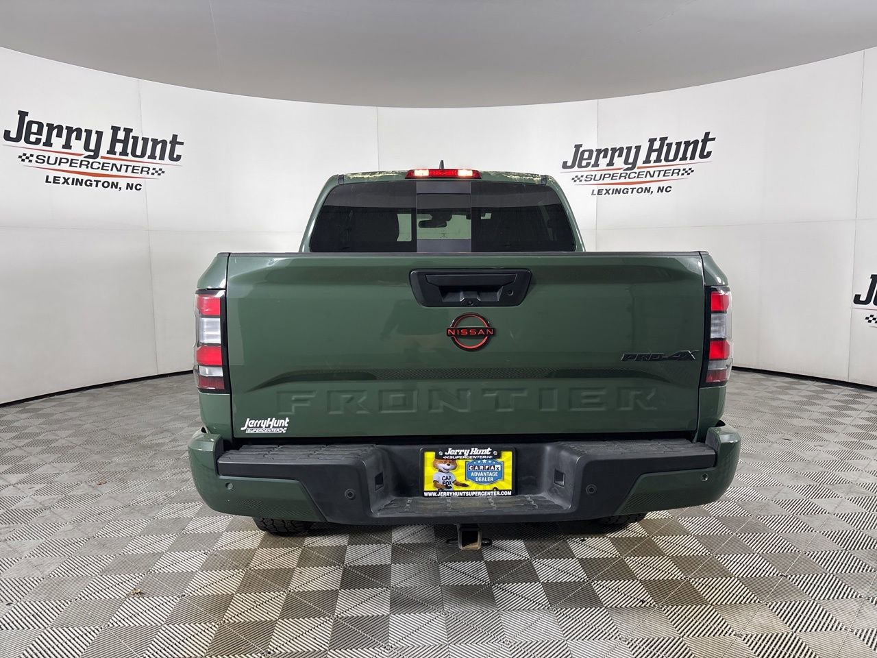 Used 2024 Nissan Frontier PRO-4X w/ Technology Package AWD/4WD image 6
