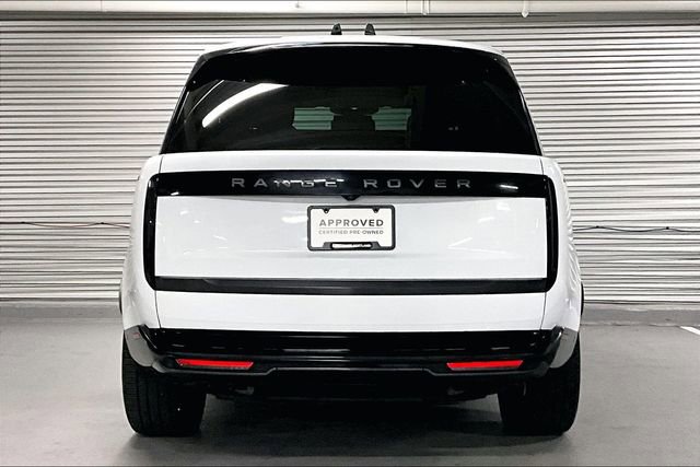 Certified 2024 Land Rover Range Rover SE image 3