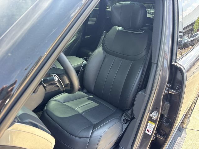 Used 2025 Land Rover Range Rover Long Wheelbase Autobiography AWD/4WD image 25