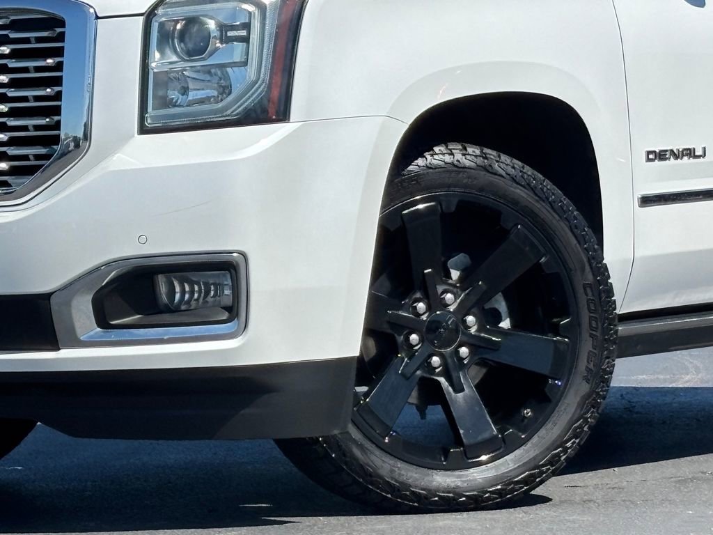 Used 2018 GMC Yukon Denali w/ Denali Ultimate Package image 2