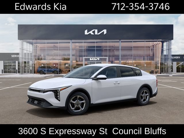 New 2026 Kia K4 FWD image 3