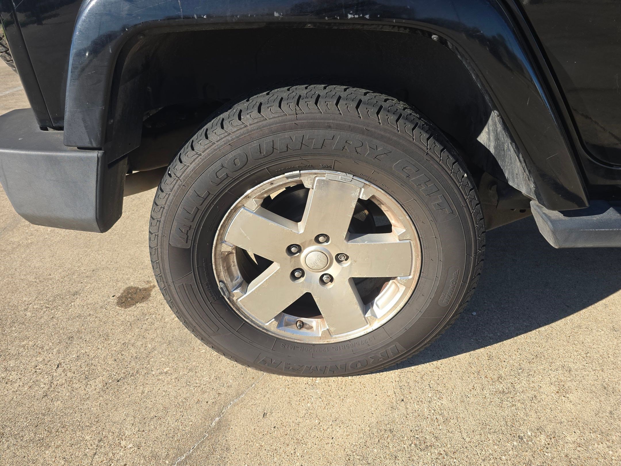 Used 2013 Ford F150 XLT w/ XLT Chrome Pkg image 11