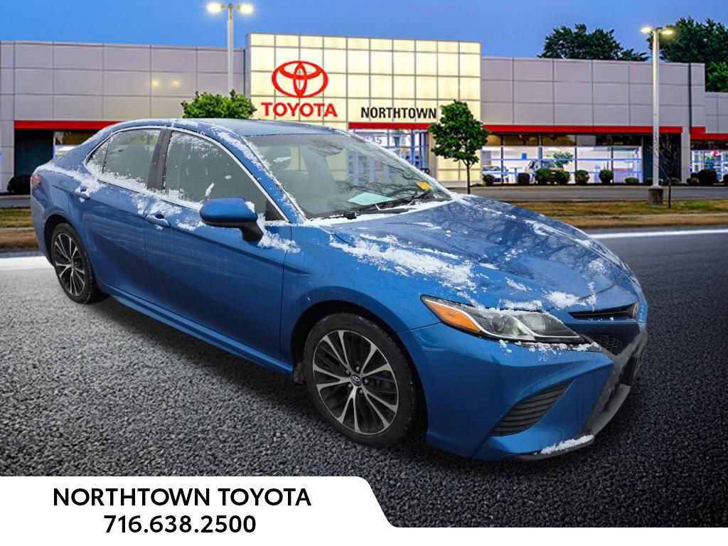 Used 2018 Toyota Camry SE