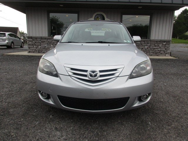 Used 2005 MAZDA MAZDA3 s w/ Moonroof & 6-CD Pkg FWD image 3