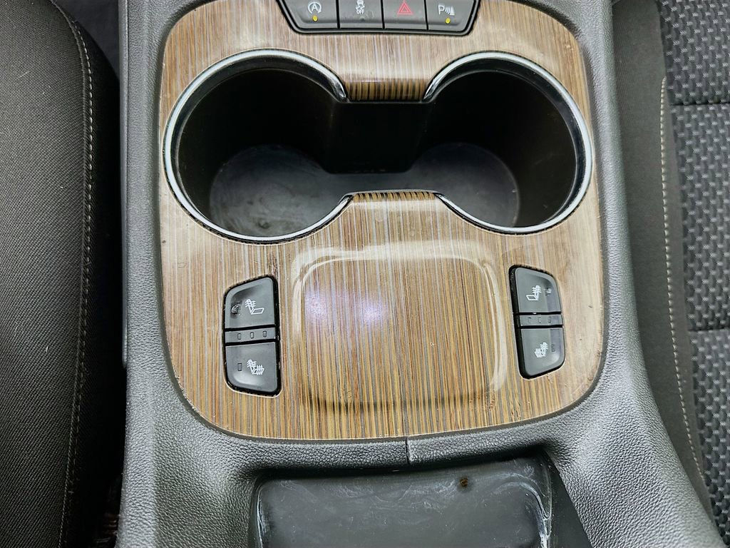 Used 2020 GMC Acadia SLE w/ Driver Convenience Package image 20