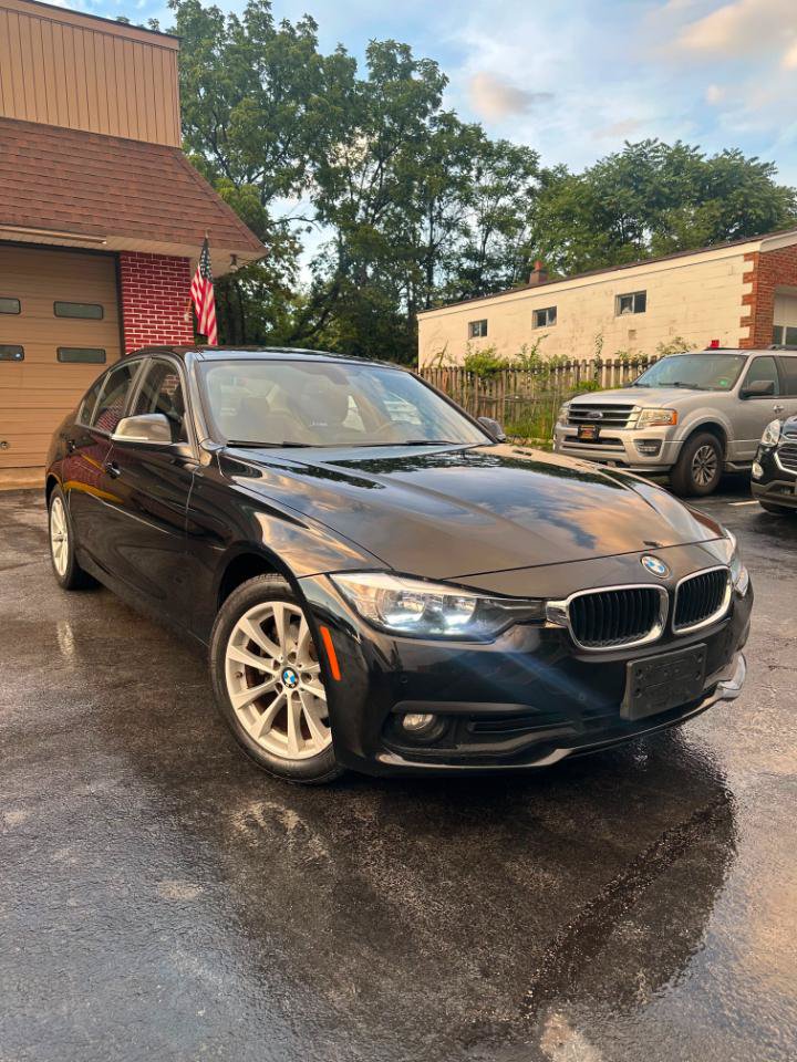 Used 2017 BMW 320i xDrive Sedan AWD/4WD image 8