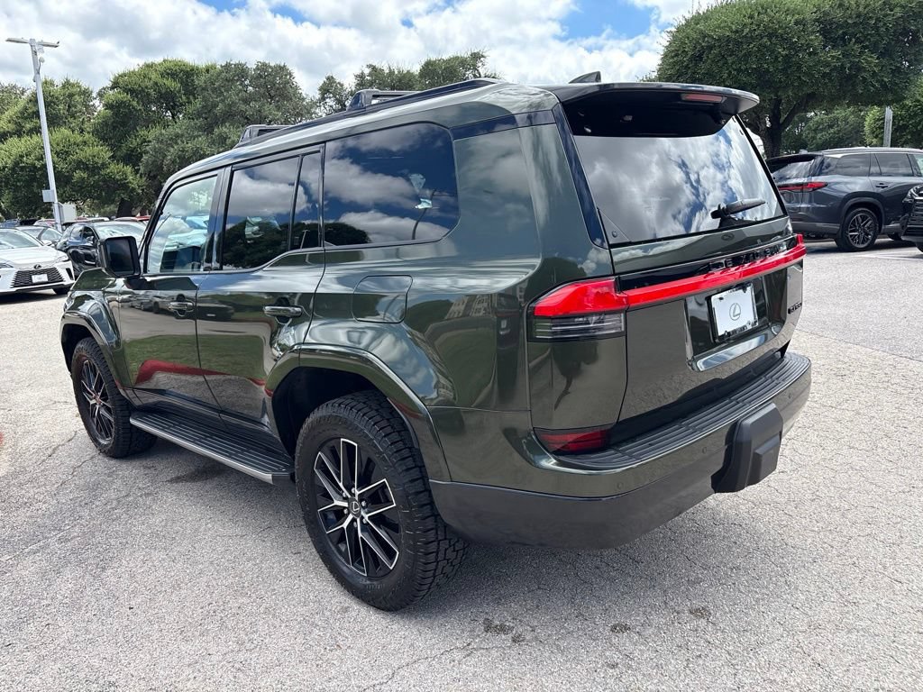 Certified 2025 Lexus GX 550 w/ Accessory Package (2T) AWD/4WD image 3