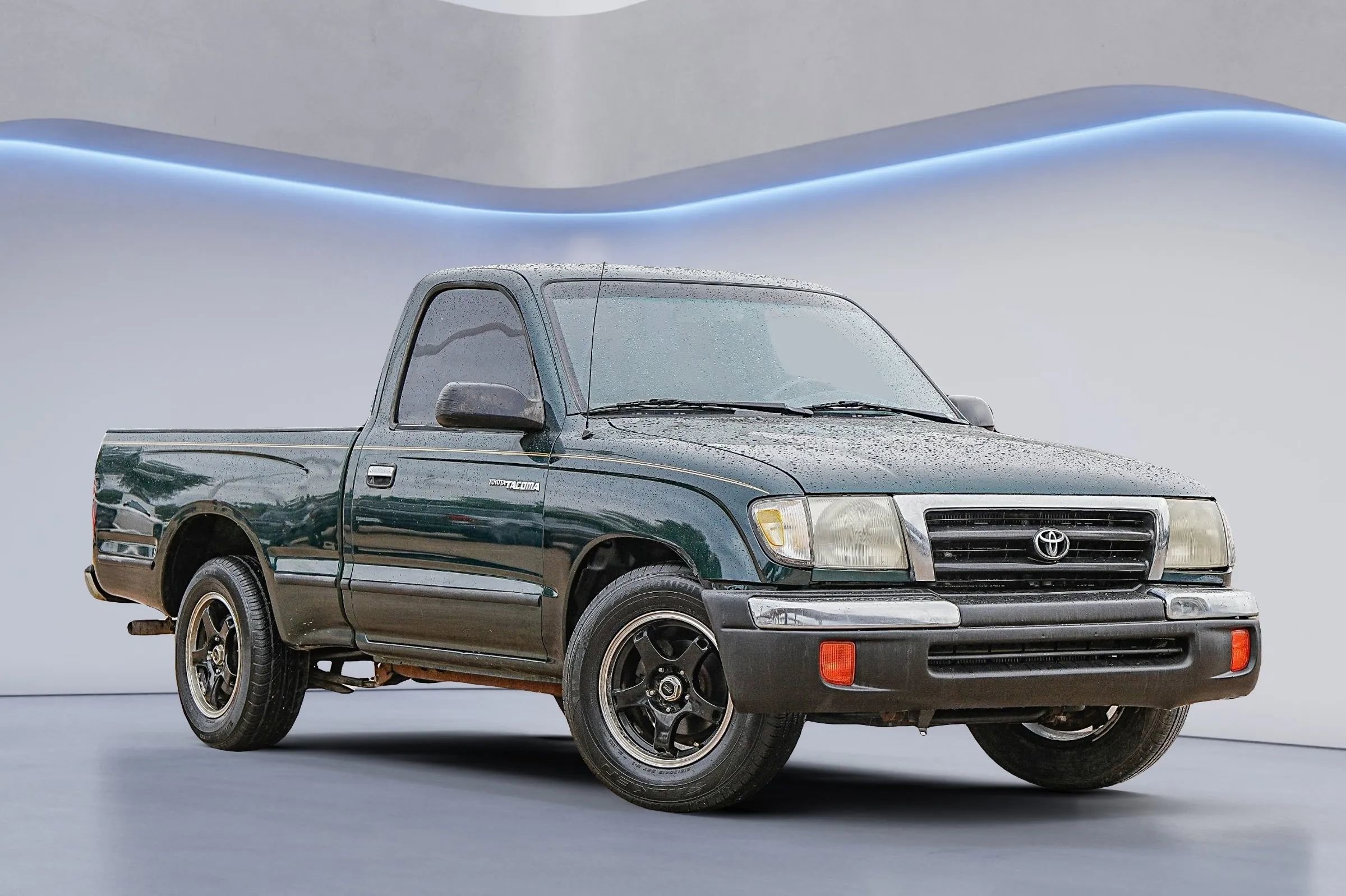 Used 2000 Toyota Tacoma 2WD Regular Cab image 1