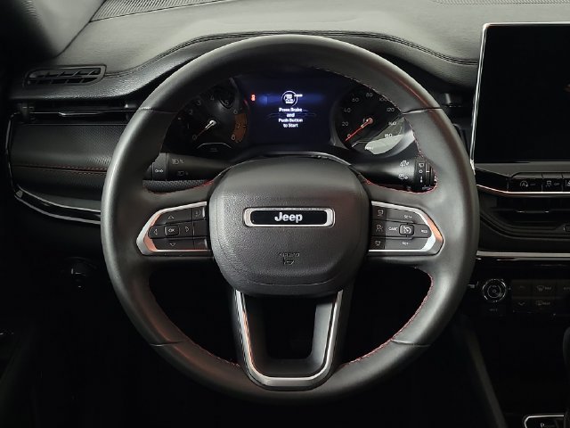 Used 2024 Jeep Compass Trailhawk AWD/4WD image 10