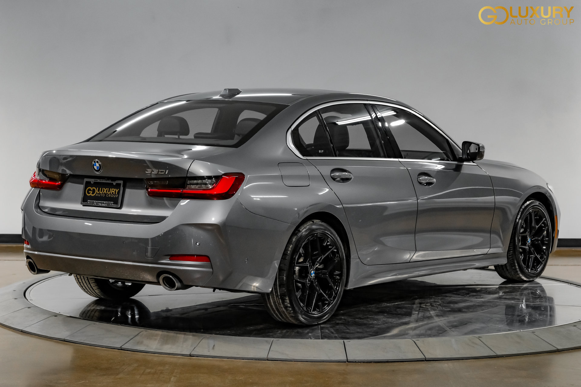 Used 2025 BMW 330i Sedan RWD image 10
