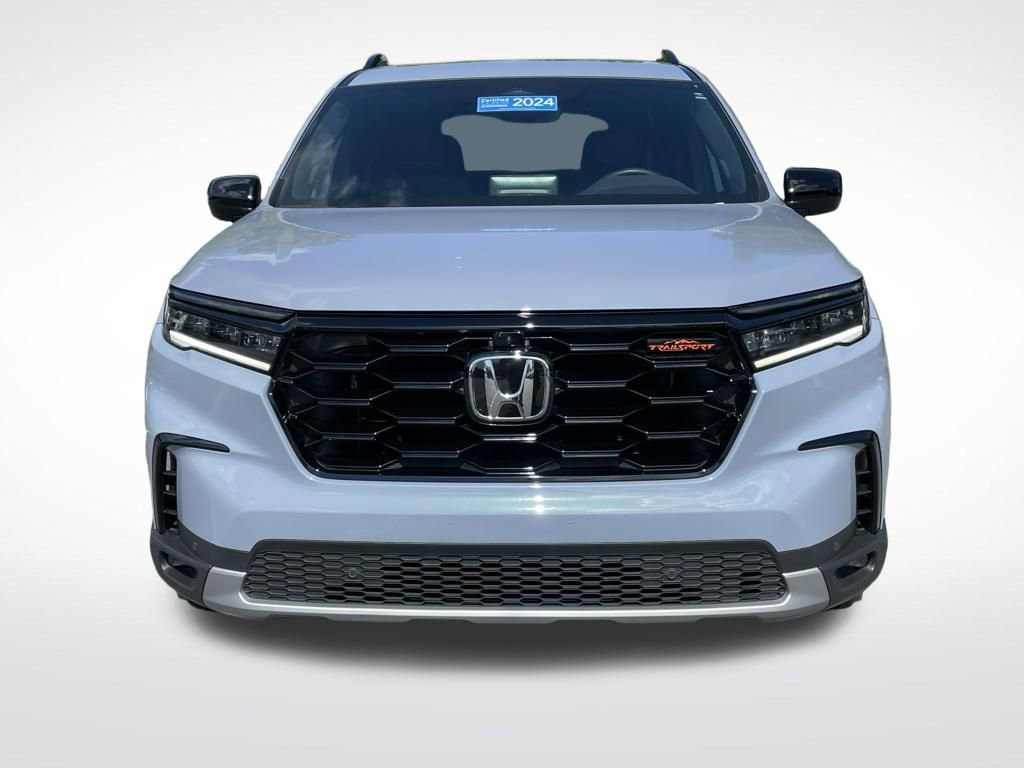 Certified 2024 Honda Pilot TrailSport image 9