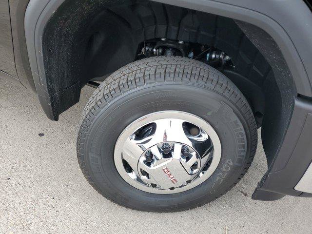 New 2026 GMC Sierra 3500 SLE w/ Preferred Package image 8