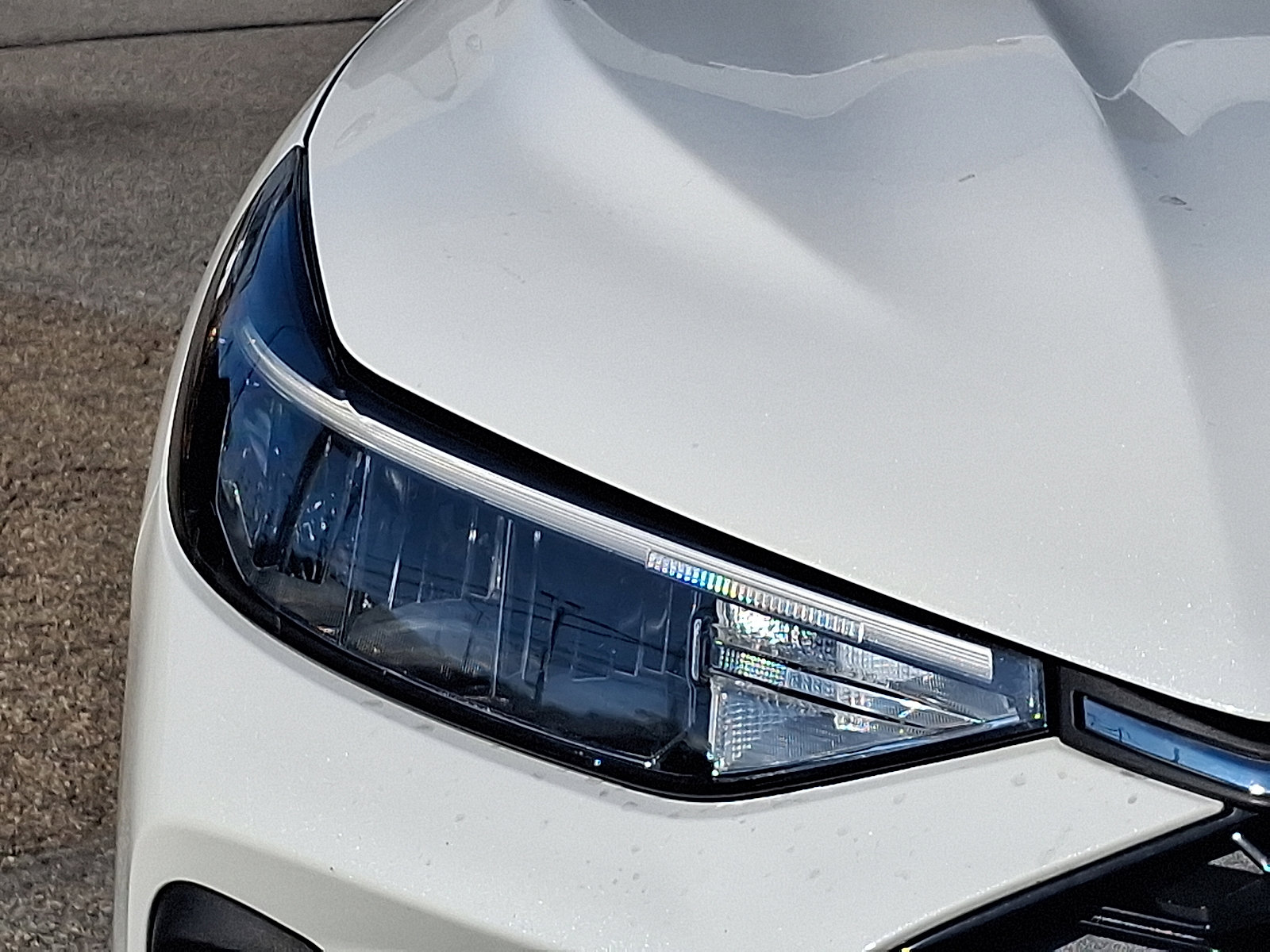 Certified 2024 Ford Escape ST-Line w/ Tech Pack #1 image 9