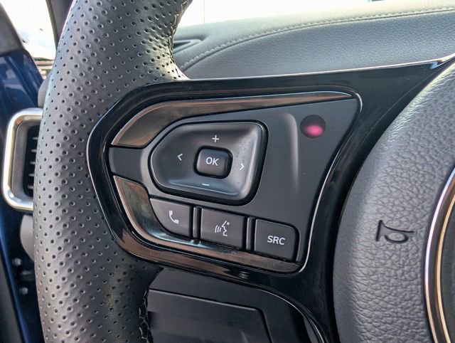 Used 2023 VinFast VF 8 Plus image 24